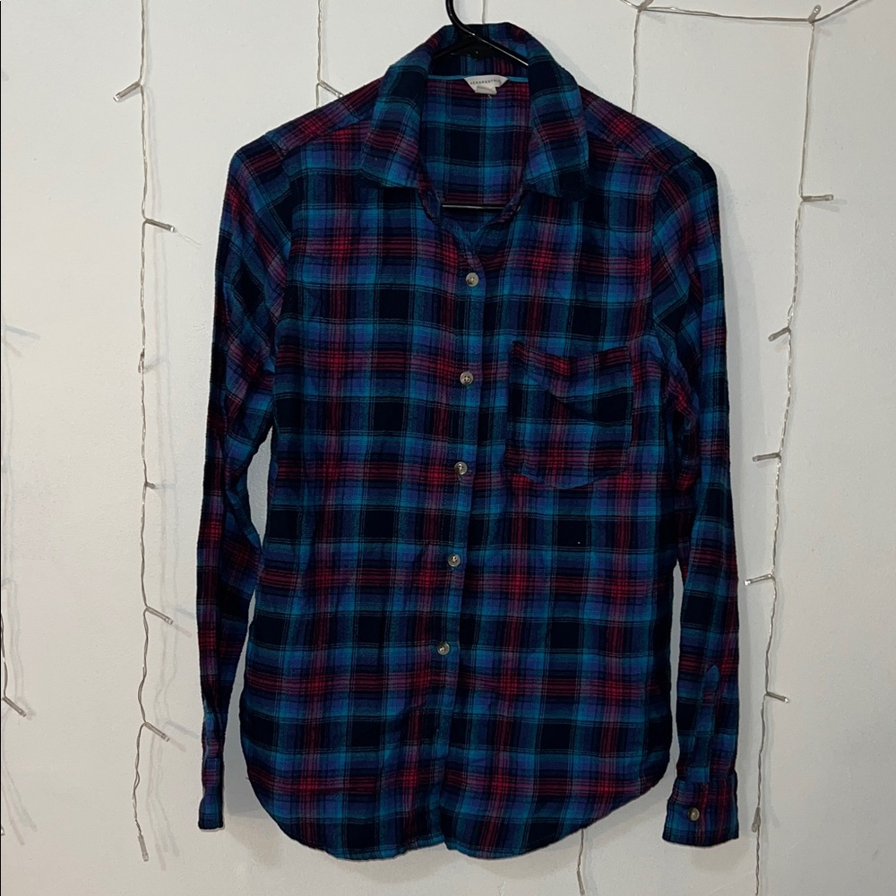 Women Blue and Red Plaid Shirt